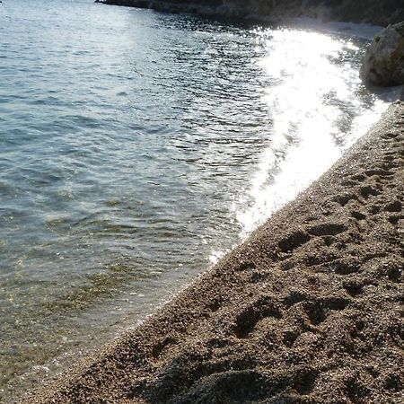 Beach State Of Art, Balica Rat Stanici Экстерьер фото